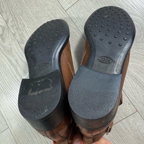 Tod’s Equestrian Brown Leather Ankle Boots - Picture 7 of 12